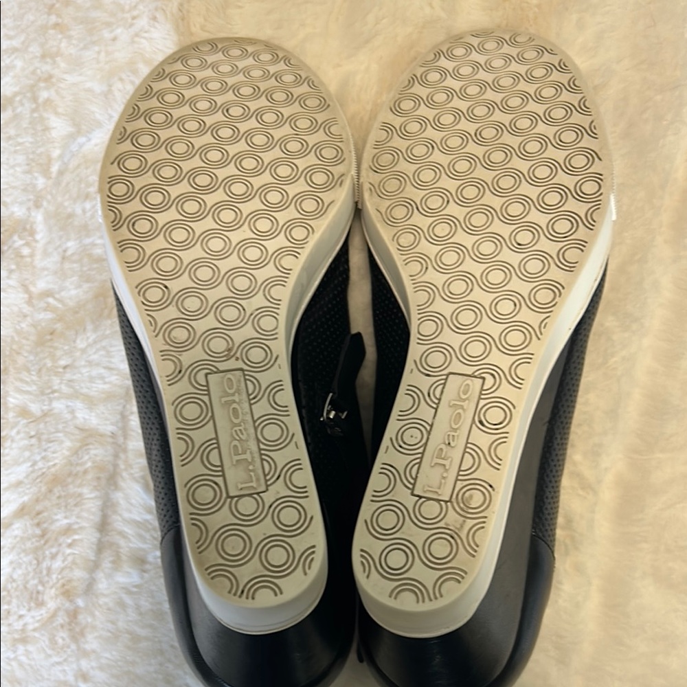 Linea Paolo Felicia Women’s Black 10M Wedges - Picture 7 of 10